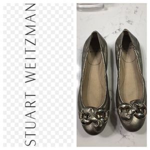 Stuart Weitzman Gold ornamental ballet flats Sz 6N